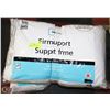 Image 1 : PAIR OF MAINSTAY STANDARD PILLOWS