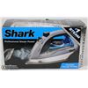 Image 1 : SHARK 1600 PROFESSIONAL IRON