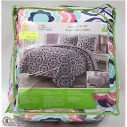 MAINSTAYS FOR KIDS 3 PC DBL/QUEEN COMFORTER SET