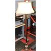 Image 1 : MARBLE BASED ANTIQUE FLOOR LAMP