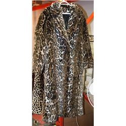 VINTAGE 1950'S LADIES OVER COAT