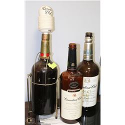 LOT OF 3 VINTAGE TEXAS MICKEY WHISKEY BOTTLES