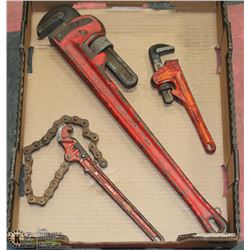 FLAT W/RIDGID 24 INCH PIPE WRENCH, CHAIN