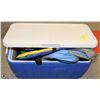 Image 1 : COLEMAN COOLER WITH RAFT ACCESSORIES