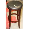 Image 1 : BAR STOOL