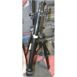 SATURN TELESCOPE- NO EYE PIECE