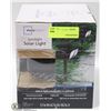 Image 1 : MAINSTAYS SPOTLIGHT SOLAR LIGHT