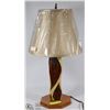 Image 1 : VINTAGE HAND CARVED TABLE LAMP
