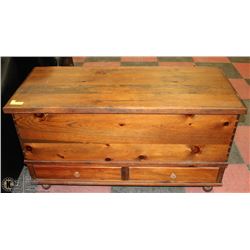 CEDAR HOPECHEST WITH DRAWER
