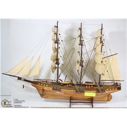 VINTAGE HANDCRAFTED WOOD 3 MAST TALL