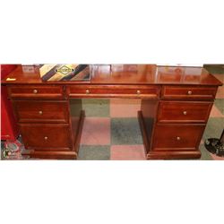 BOMBAY CO. EXECUTIVE DESK