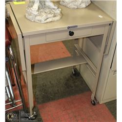 METAL TABLE WITH LOCKING WHEEL/DRAWER