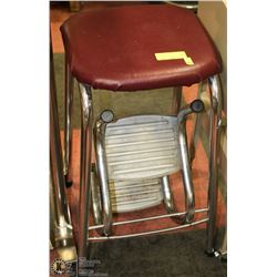 VINTAGE STEP STOOL