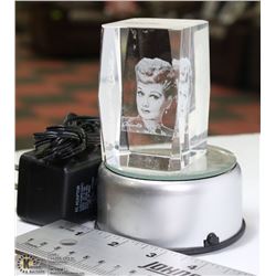 LIGHTED LUCY TABLE ORNAMENT