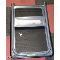 BRAND NEW PLATFORM DOLLY/FOLDABLE HANDLE