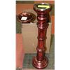 Image 1 : SET OF 3 GLASS CANDLE HOLDERS