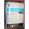 Image 1 : MAINSTAYS WATERPROOF QUEEN SIZE MATTRESS PAD