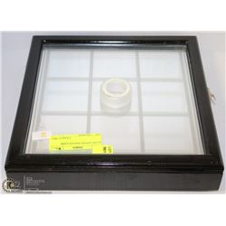 GLASS AND X'S AND O'S GAME