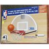 Image 1 : 18" NBA OVER THE DOOR BASKETBALL SET