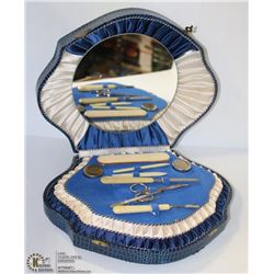 NAIL KIT IN VINTAGE CASE