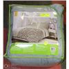 Image 1 : MAINSTAYS KIDS 3 PIECE COMFORTER SET
