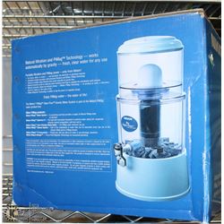 BRAND NEW NIKKEN AQUA POUR GRAVITY