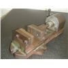 Image 2 : Mead Pneumatic Vise, 1-3/8" Capacity w/ Jaws