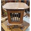 Image 1 : 1920's CANADIANA STAND