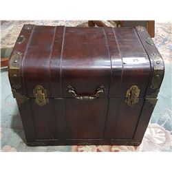 SMALL DECORATIVE TRUNK