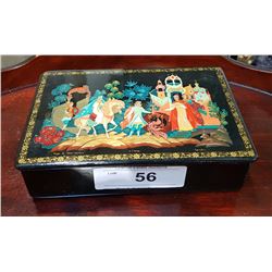 SIGNED HAND PAINTED RUSSIAN LAQUER BOX