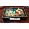 Image 1 : SIGNED HAND PAINTED RUSSIAN LAQUER BOX