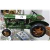 Image 1 : TIN TRACTOR