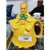 Image 1 : YELLOW ENGLISH FIGURAL TEAPOT