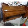 Image 1 : KAWAI PIANO