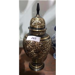 METAL VASE