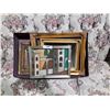 Image 1 : BOX OF SIX PICTURE FRAMES