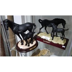 PAIR OF HORSE AND FOAL STATUES IN RESIN