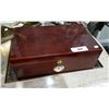 Image 1 : CIGAR BOX W/ HUMIDITY GAUGE