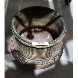 POTTERY PLANTER