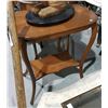 Image 1 : WALNUT OCCASIONAL TABLE