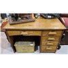 Image 1 : VINTAGE OAK DESK