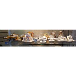 SHELF OF COLLECTABLE CHINA & CHILDRENS TEA SETS