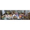 Image 1 : SHELF OF OCCUPY JAPAN COLLECTABLES