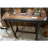 Image 1 : WALNUT OCCASIONAL TABLE