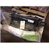 Image 2 : Pallet of Hydraulic Cylinders