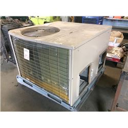 Out Door Combo Furnace Air Conditioner Model ACPO42G0701031C