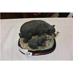 CANADIAN WILDERNESS BEARS AND FISH CARVING