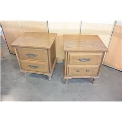 2 NIGHTSTANDS