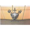 Image 1 : METAL COAT OF ARMS