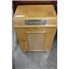 Image 1 : RCA RADIO RECORD PLAYER CABINET